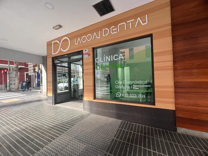 Clínica Laooal Dental Las Canteras: Especialistas en odontología digital en la zona de La Puntilla y el Mercado del Puerto